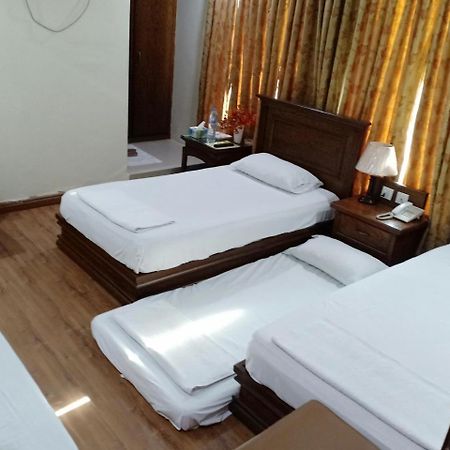 Hotel Grand Faisalabad Exterior photo